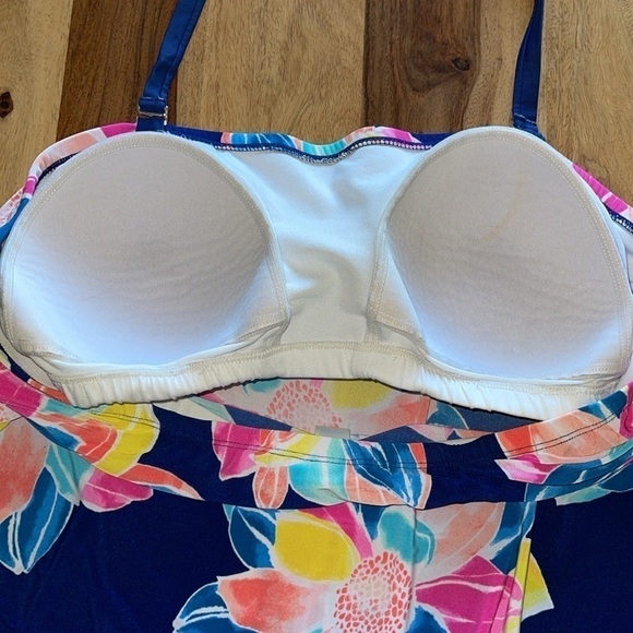 Bal Harbour Floral Halter Tankini Swim Top - Picture 3 of 5